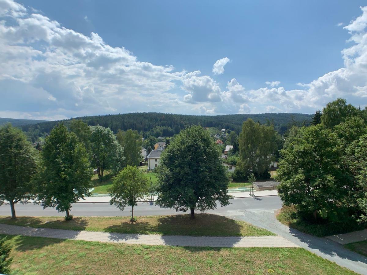 Komfortables Apartment In Bad Elster Mit Netflix Exterior photo